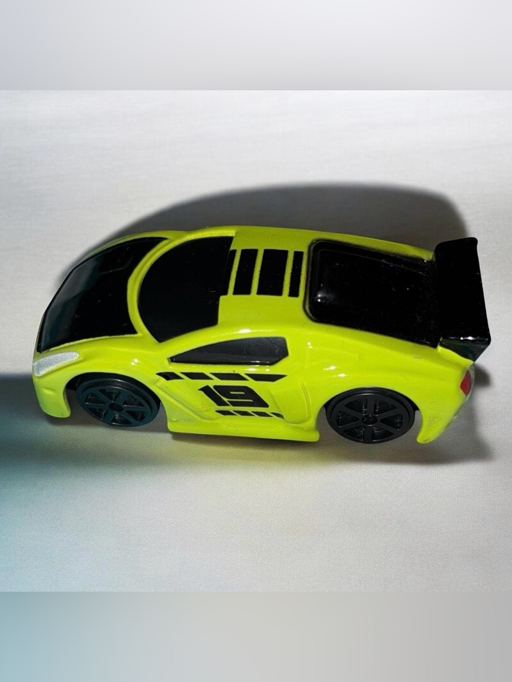 Maisto Toy Car